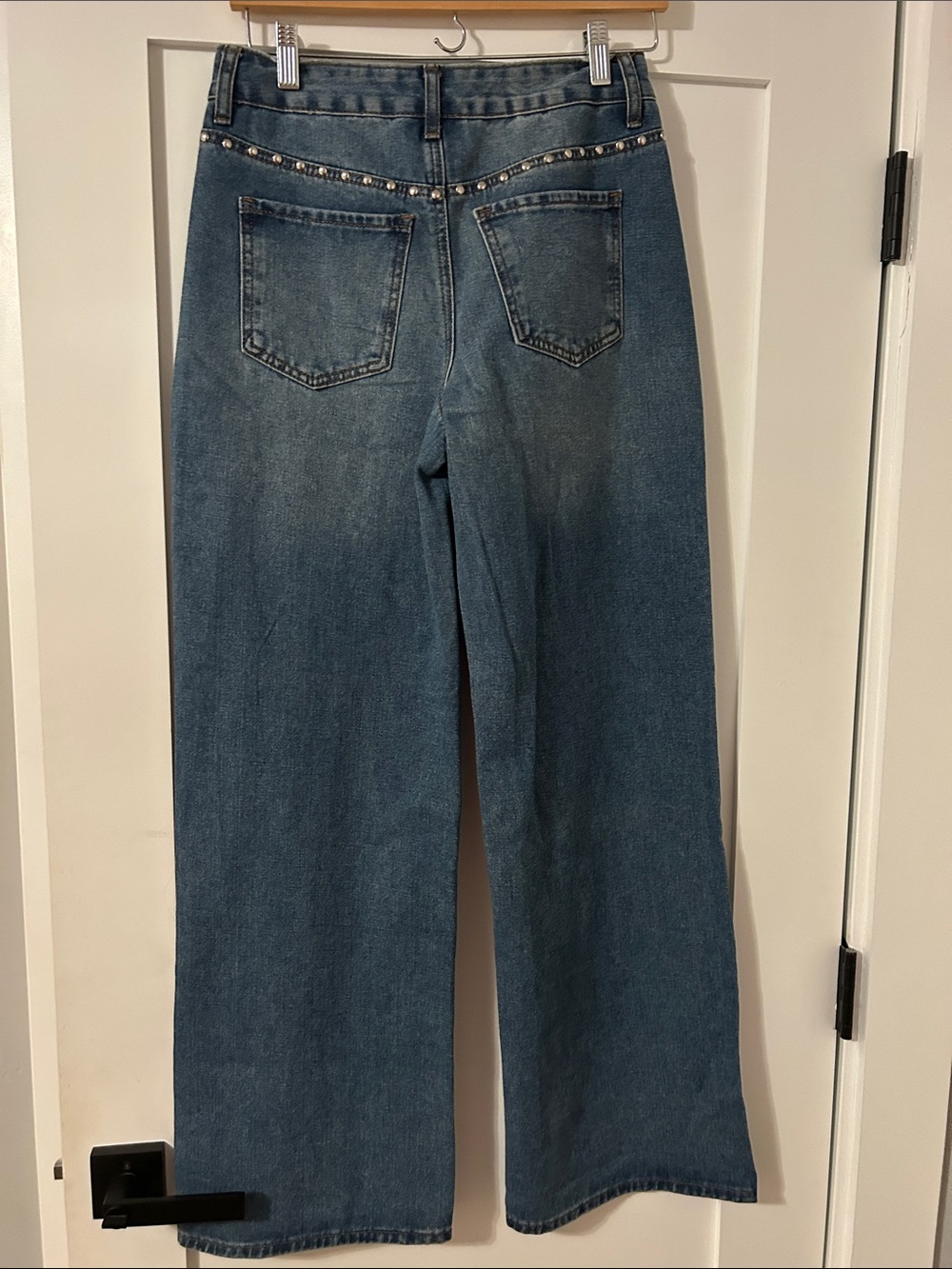 Cali1850 Stud-Trim Wide Leg Jeans - Picture 6 of 6